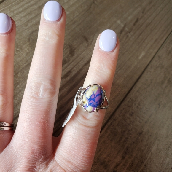 NWT Women's Silver Tone Purple and Cream Ring Size 5 - Picture 9 of 15